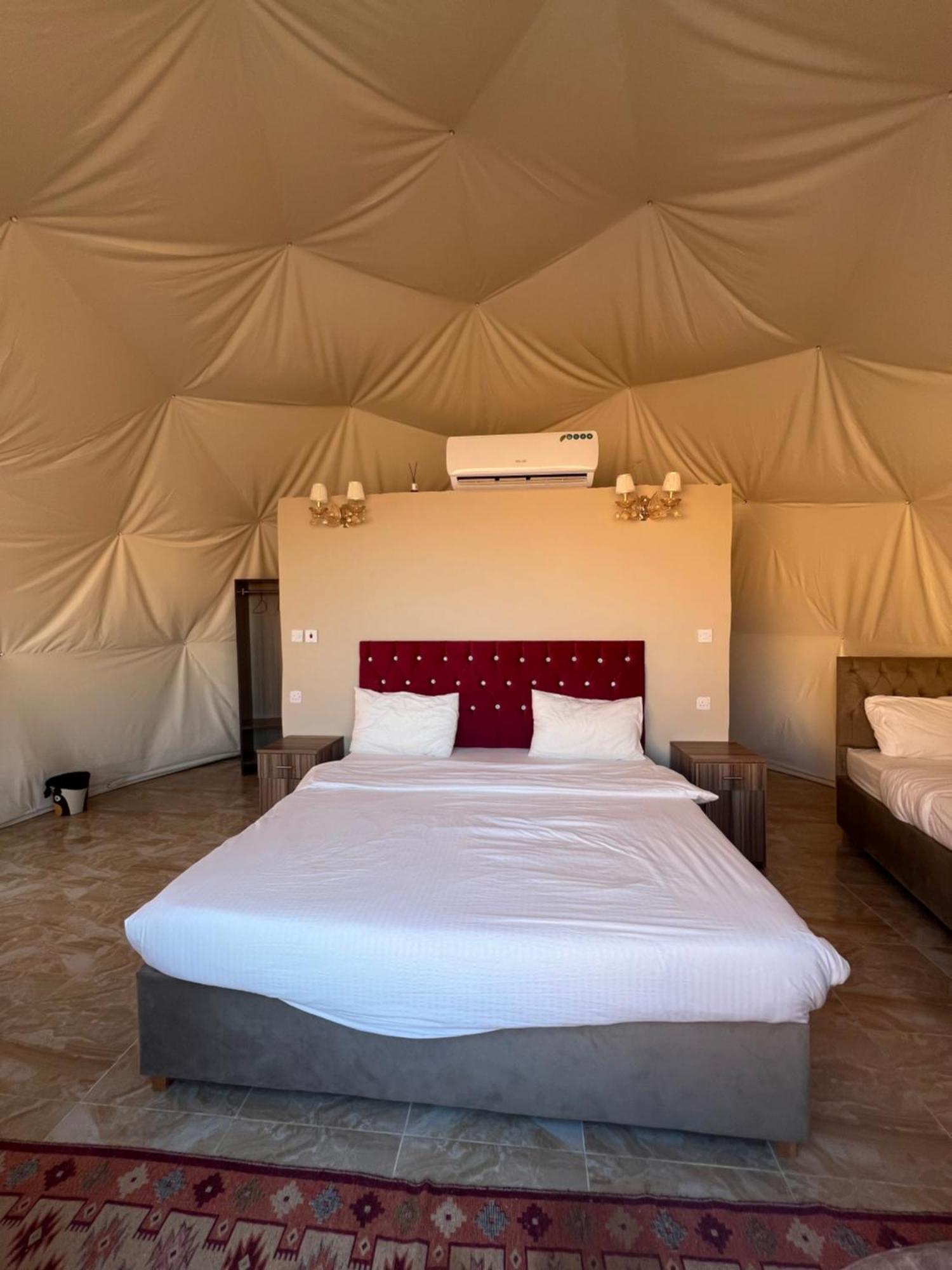 Scarlet Luxury Camp Wadi Rum Exterior photo