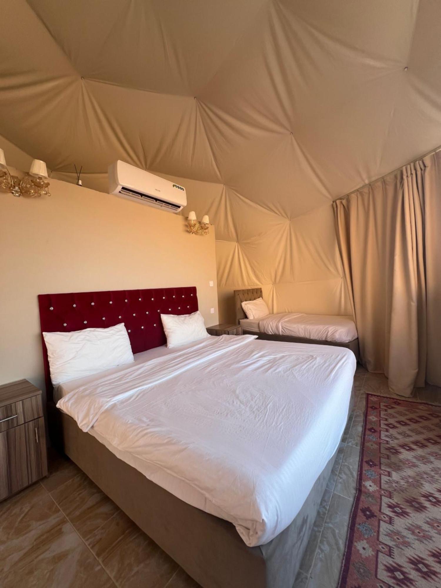 Scarlet Luxury Camp Wadi Rum Exterior photo