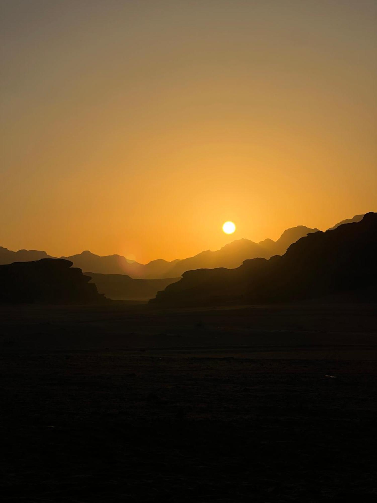 Scarlet Luxury Camp Wadi Rum Exterior photo