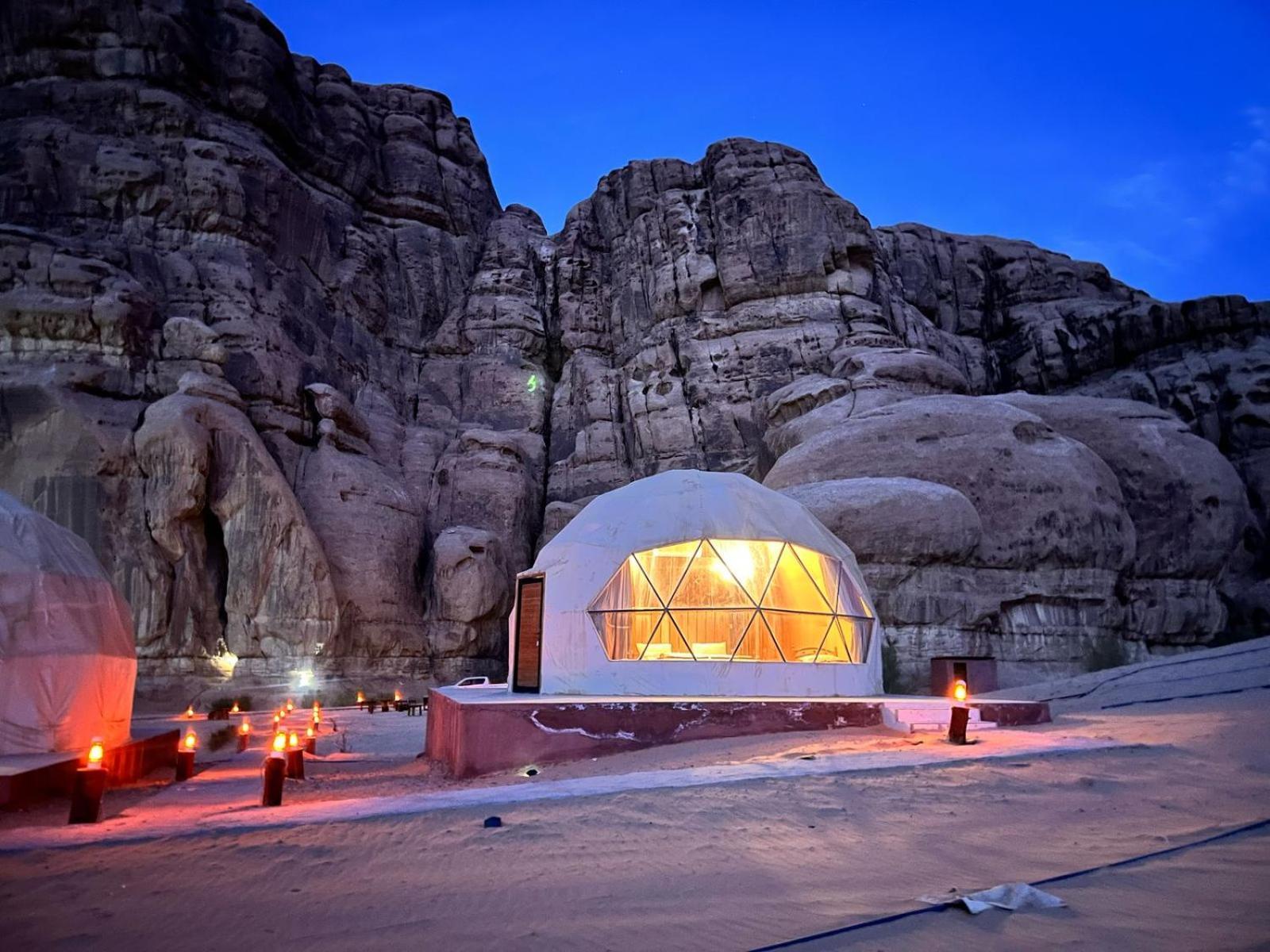 Scarlet Luxury Camp Wadi Rum Exterior photo
